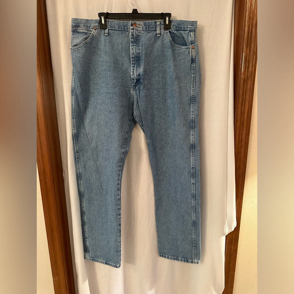 Men’s wranglers. 42x34